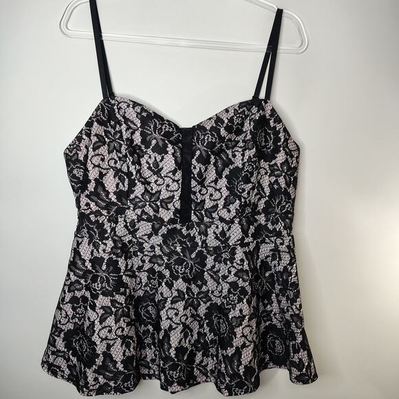 Torrid Corset Style Top Womens 1 or 14/16 or 1X‎ Black & Light Pink Goth Fairy - Picture 2 of 12